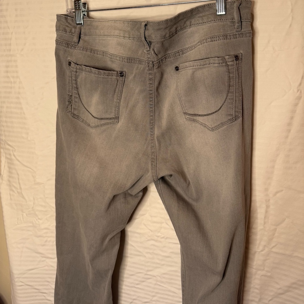 CODE BLEU 14 STRETCH GRAY PANTS Excellent Condition - Picture 4 of 10